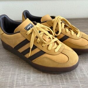 GAZELLE INDOOR SHOES Oat / Dark Brown / Dark Brown